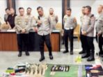 Simulasi pengamanan unjuk rasa Simulasi pengamanan unjuk rasa