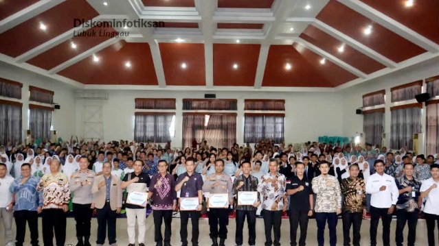 Lomba Cepat Tepat Sang Juara