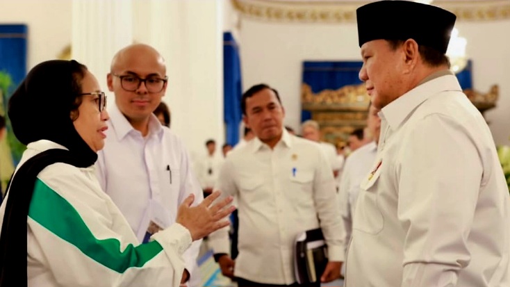 Nanik S Deyang Mundur