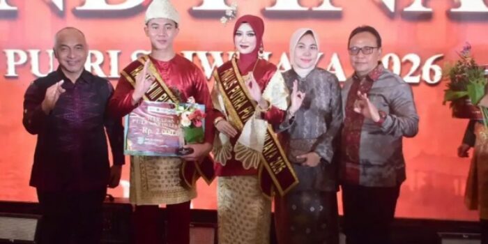 Bupati Musi Rawas Hj Ratna Machmud hadiri Grand Final Putra Putri Sriwijaya 2026 di Hotel Aryaduta Palembang.
