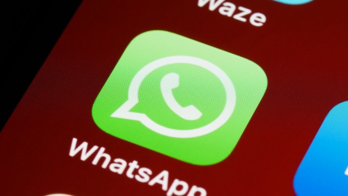 WhatsApp diblokir